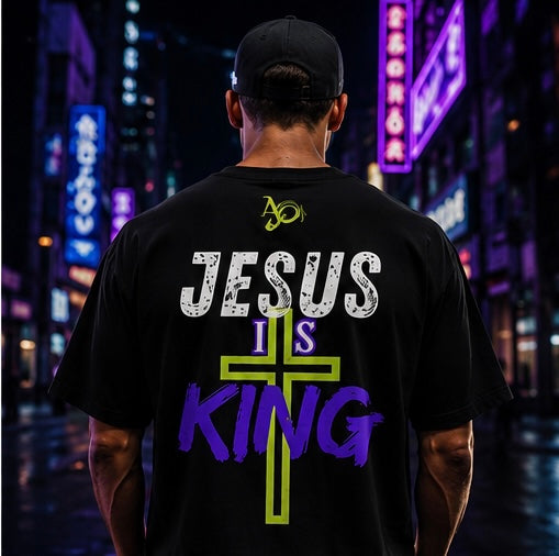 Jesus is King Heavyweight Tee